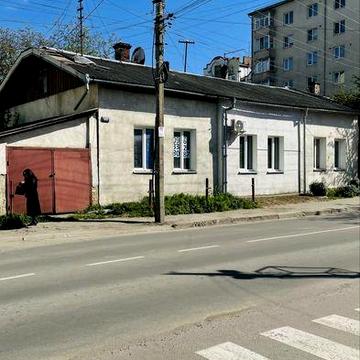 Продається частина будинку під ремонт в центр. частині міста, ваучер!_ol