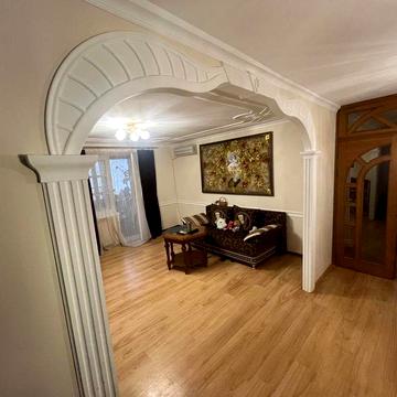 Квартира таврійському районі, рест