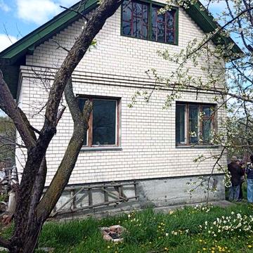 Продається дача біля озера