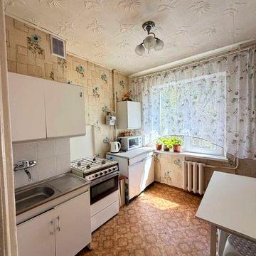 2-кімнатна квартира на ж/м Котовського. Низький поверх, газ. 42 000$
