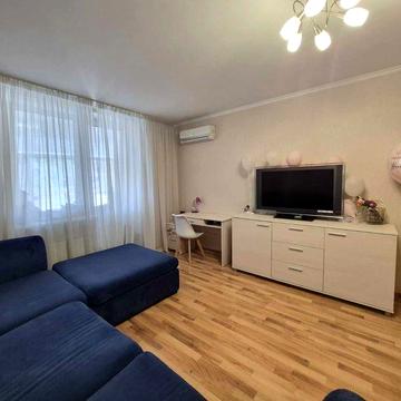 Продаж євро двушки з ремонтом, Ірпінська 69б, Академмістечко 5хв