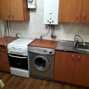Сдаю хорошую 2х комнатную квартиру ( ул. Космонавтов,"Рассвет")