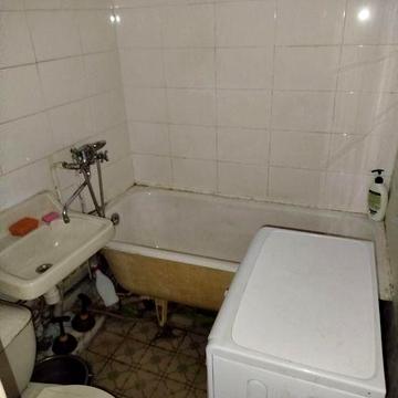 1кімнатна метро лісова пішки 1 поверх газплита