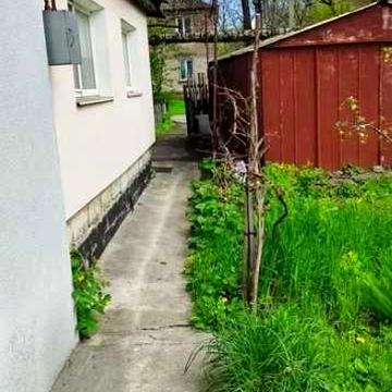 Продам часть дома, отдельный вход и двор