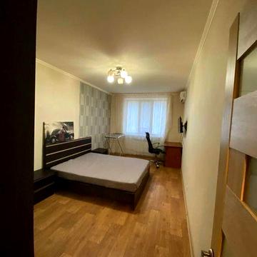 Продам 2-х кім квартиру по вулиці Мистецтв, 7/9 Центр ст м Архітекторів Бекетова