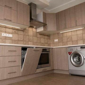 Продається укомплектована 2-кімнатна квартира (82м²) в м. Київ, вул. Анни Ахматової, 30