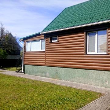 Продаж 2-поверх.чудового будинку біля водойми.