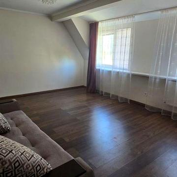 Квартира 75 м. кв на вул. Сміливих