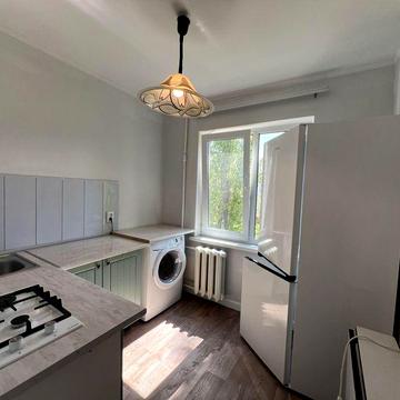 Продам 2к.квартиру на Космонавтов/Черемушки