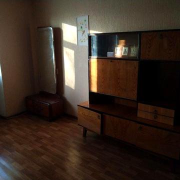 Здається квартира 2 кімнатна