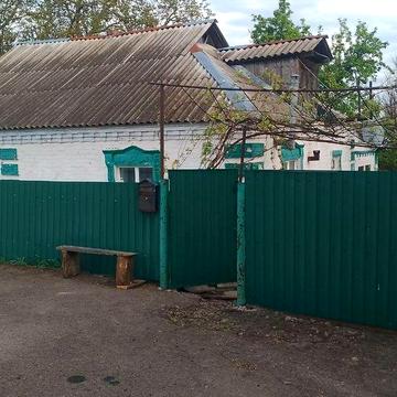 Продаж будинку з газом та всіма зручностями — с. Юхни (Обухівський р-н)
Шукаєте затишне місце для життя чи відпочинку з велик