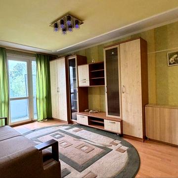 Здається 1к на Київській на тривалий термін