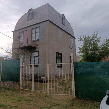 Продам доглянуту дачу,5е сади,приватизована