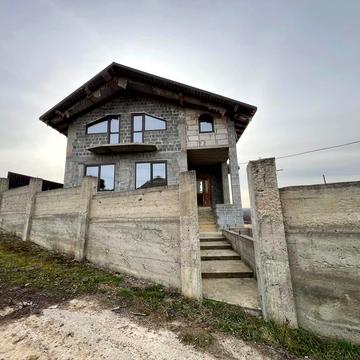 Оріхова, 12