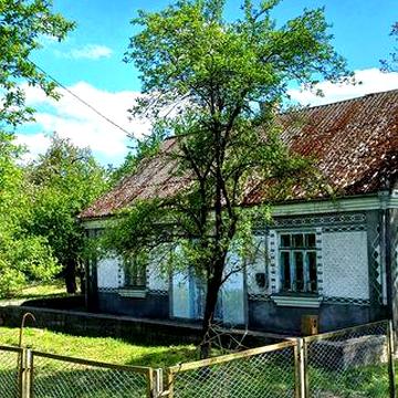 Продам будинок з землею в селі Хорлупи