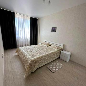 Сдам однокомнатную квартиру ЖК 7 небо , Авангард .