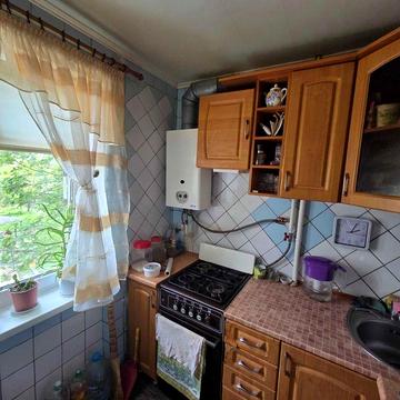 Продам  3х комнатная Проспект Металлургов
