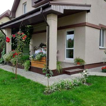 Продам двоповерховий будинок з ділянкою  5 соток, 120 кв. м, 5 кімнат,  вул. Східна