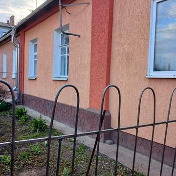 Продам будинок 40,8 м², 5,56 соток, вул Рятувальників 20/2, м Ромни