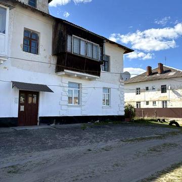 Продам двохкімнатну квартиру