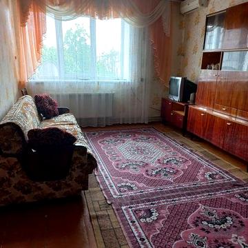 Здам довгостроково 2-кімнатну квартиру в районі Сінного ринку