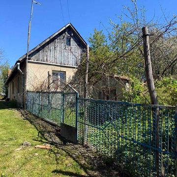 Продаж будинку в селі Затока Яворівського району на ділянці 14,36 сотих