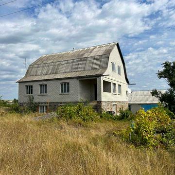 Будинок, 2 поверхи