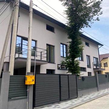 Продаж сучасної спарки , смт рудно
