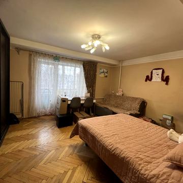 Кирилівська вул. (Фрунзе), 127