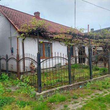 Продаж будинку 62.4м2  в. Галицька, м. Стебник