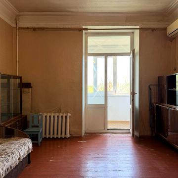 Продаж 2-кімнатної квартири вул. Вадима Гурова, 11