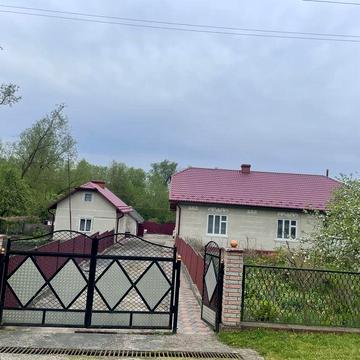 Продам нерухомість
