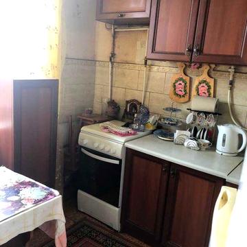 Продам 2 комн. кв-ру в п. Эсхар, центр, пл. 50 м2