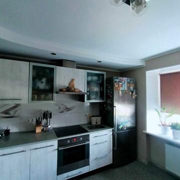 Продаж 3-к квартири, повністю мебльована.  870 $/кв.м