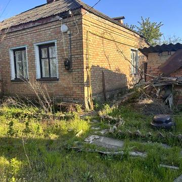Половина будинку -Озерна Балка