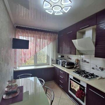 Продаж 3к квартири з ремонтом в центрі міста.
