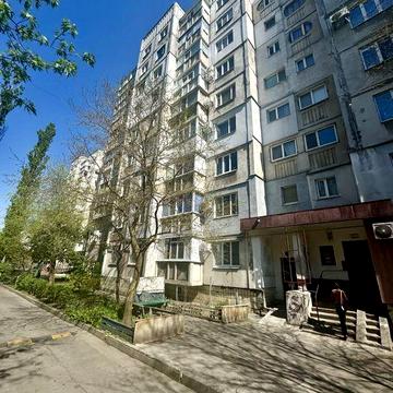 Двокімнатна квартира балкон і лоджія