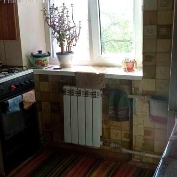 Продам 2 к. кв. Основа