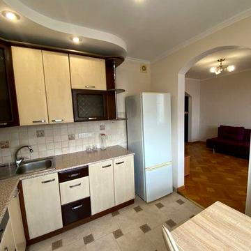 Здаю 2-кімнатну студію по вул.Райдужна, 4 - 14000 грн