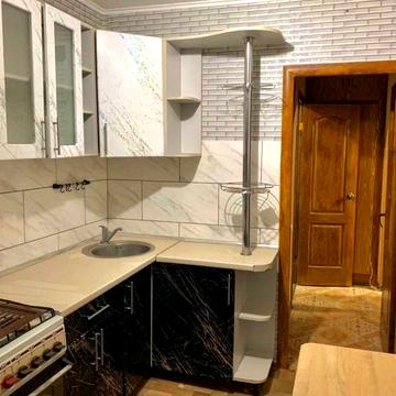 Продам 2х кімнатну квартиру на Дніпро шосе