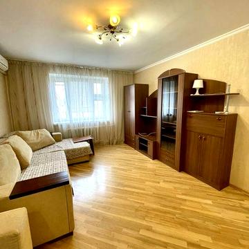 Оренда 3-кімн.квартири в гарному стані вул.Ахматової,3