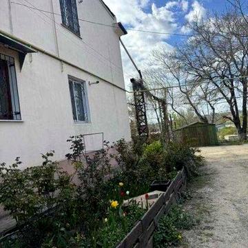 Продам 2-кімнатну квартиру на Слободці в 15 хвилинах від центру
