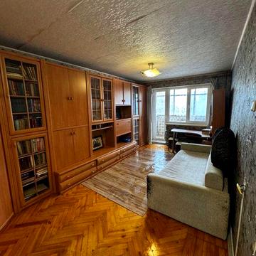 Продам 2 комнатная квартира метро Салтовская