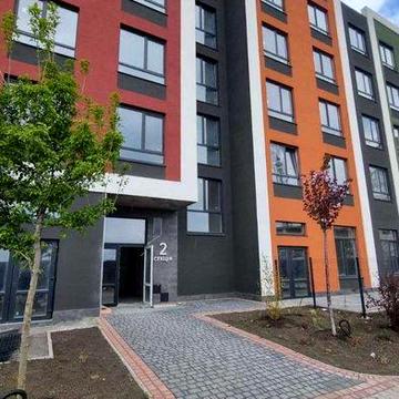 В продаже 1 ком квартира на ул.Сахарова -40 кв.м. -4 этаж