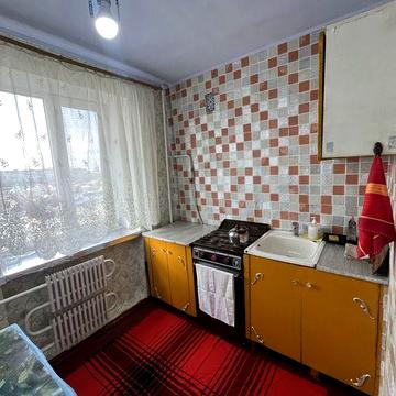Оренда дешевої квартири 6500  грн. Соборна.
