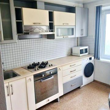 Оренда 2х кімнатної квартири в Олександрівському р-ні (Шкільна 48)