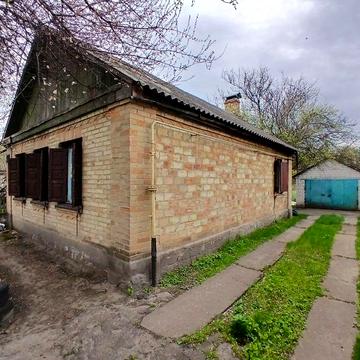 Продам будинок на ділянці 10соток, р-н Казбет.
