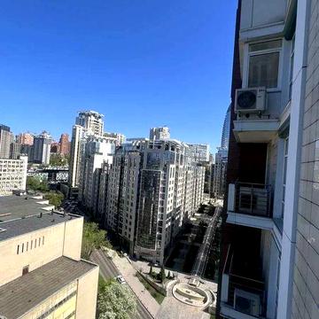 Продаж 3кімнатної квартири в  ЖК Французський квартал Філатова 2/1 Саперне поле Печерськ Центр Либідська Предславянська ЖК Французький квартал