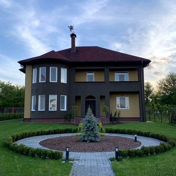 Оренда будинку в котеджному містечку «Swisstown”
