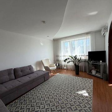 Продам простору квартиру в Центрі